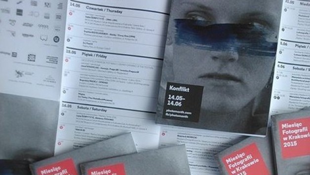 We will start in a moment!