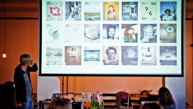 Meeting of the Main Program curator, Lars Willumeit, with our volunteers